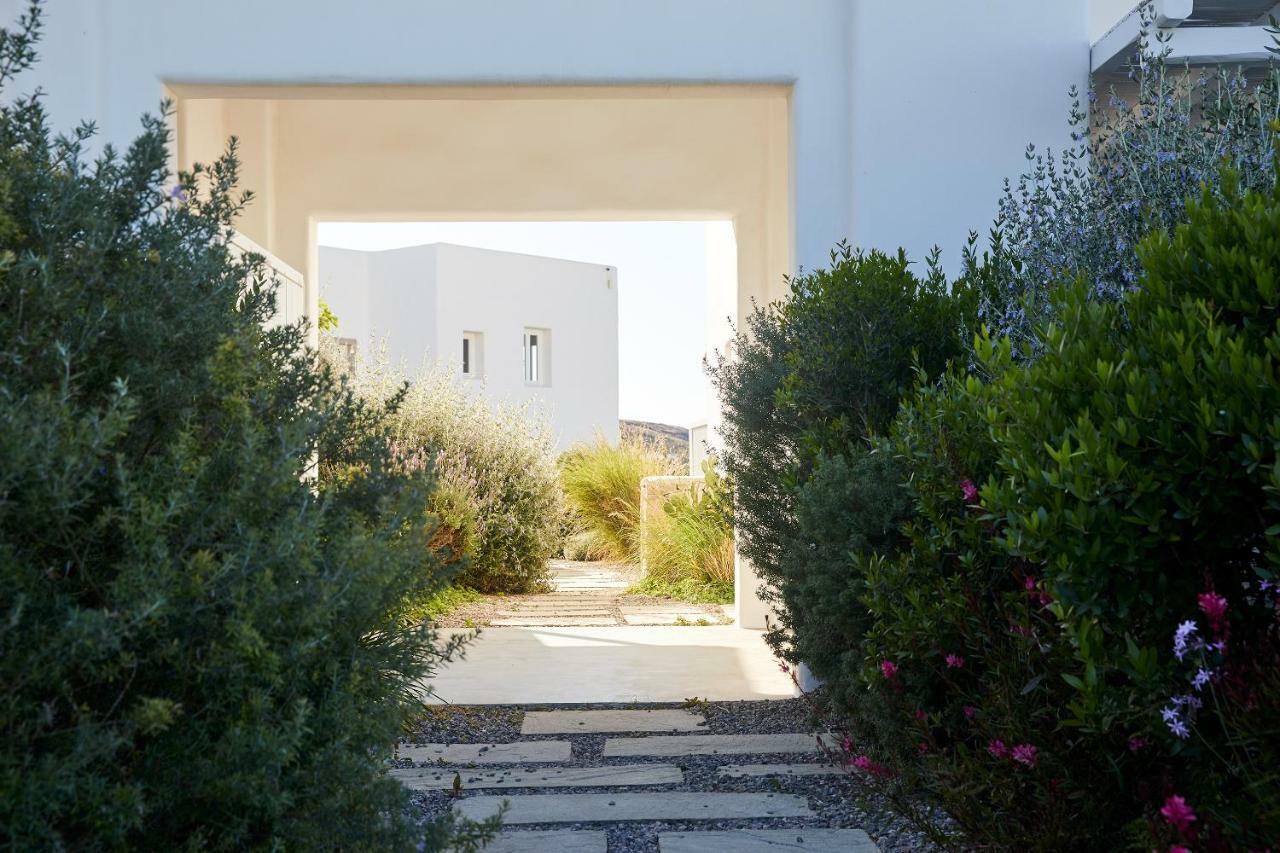 Milos Breeze Boutique Hotel Pollonia Bagian luar foto